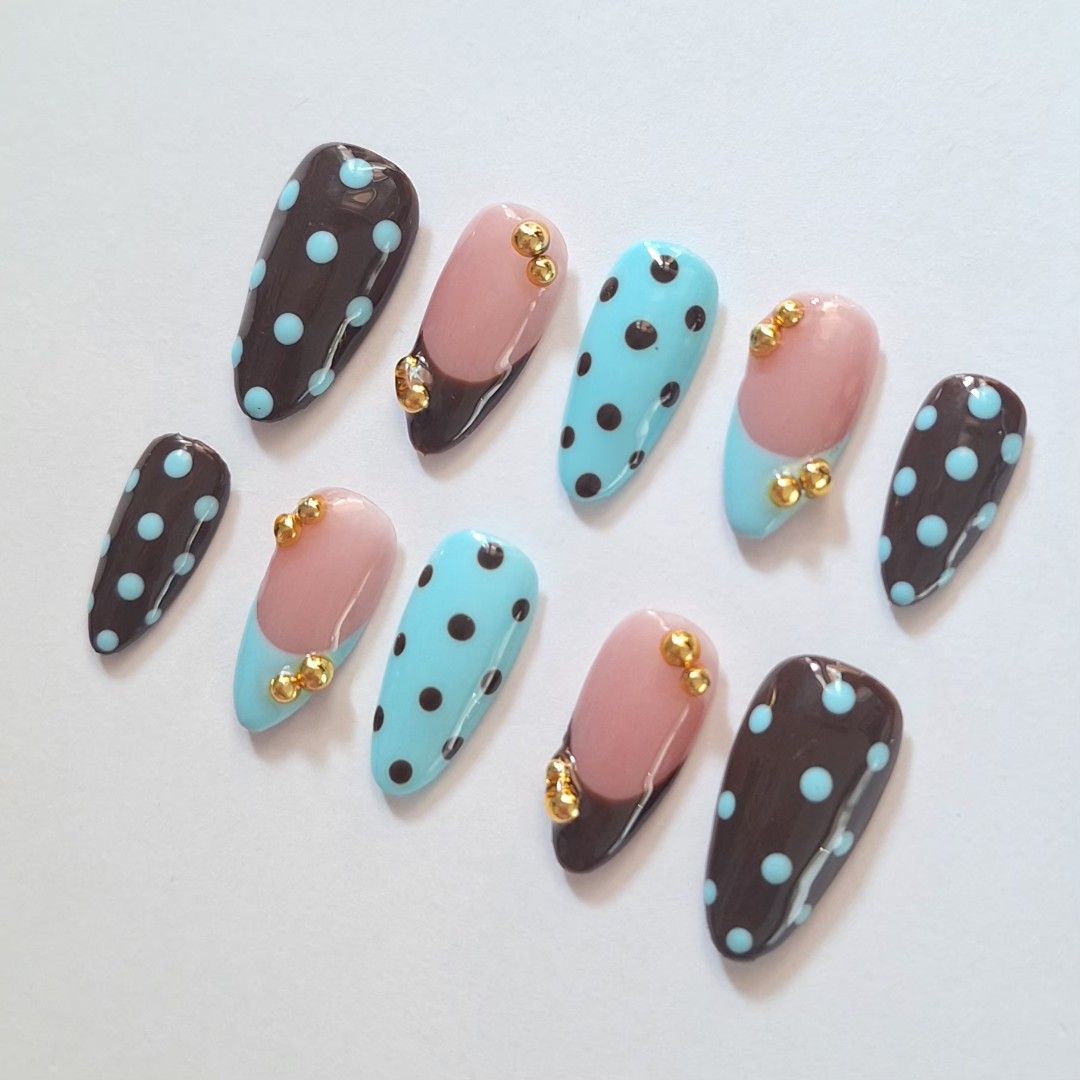 Custom press on nails (Category: Hands & Nails) located in Quezon City. Submitted by luxetips_pressph (Listing ID 1460107614, Image 3). Description: Custom Press On Nails for 250-350php Any shape and length message to order and for inquiries! Inclusions: 📌 Nail Prep Kit (Alcohol Pads, Cuticle Pusher, Nail File) 📌Jelly Glue 📌 Care Card 📌Press On Nails.