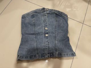 (Category: ) located in . Submitted by preloved51 (Listing ID 1460285858, Image 1). Description: .
