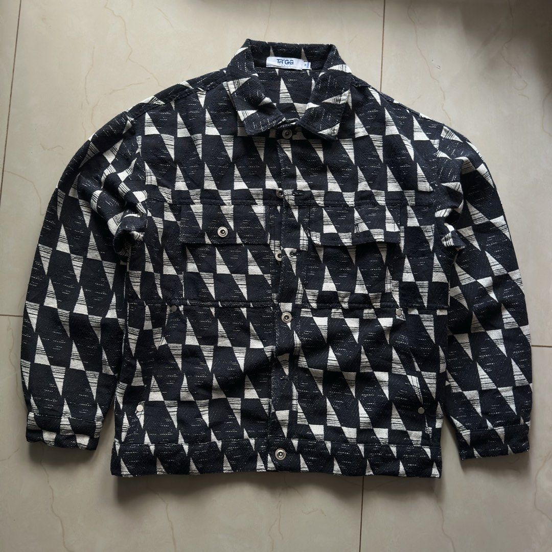 Denim Jacket (Category: Hoodies) located in Quezon City. Submitted by notmhico (Listing ID 1460188871, Image 1). Description: .