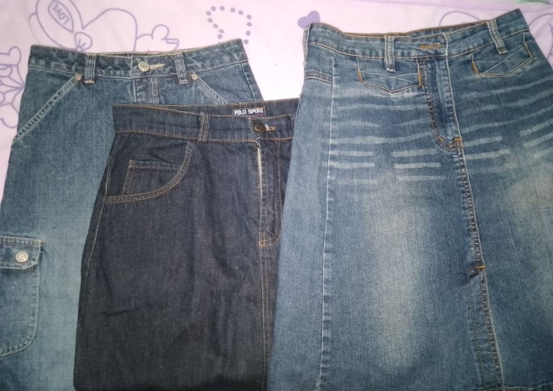 Denim skirt (Category: Skirts) located in Caloocan City. Submitted by wildfire.bf3807 (Listing ID 1460217990, Image 1). Description: .