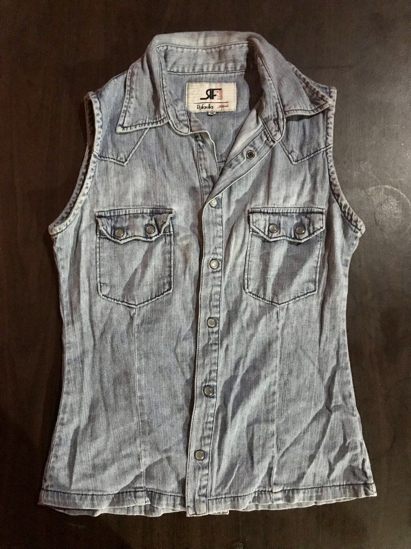 Denim Vest (Category: Sleeveless) located in Rizal. Submitted by ninaikomaui (Listing ID 1460176632, Image 1). Description: (actual color may vary due to lighting) PRELOVED | Used once only. » no COD, payment first » buyer will shoulder shipping fee » no return/exchange/refund 📍 Rodriguez, Rizal.