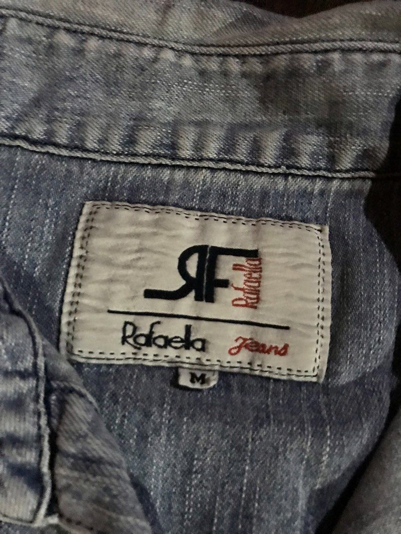 Denim Vest (Category: Sleeveless) located in Rizal. Submitted by ninaikomaui (Listing ID 1460176632, Image 2). Description: (actual color may vary due to lighting) PRELOVED | Used once only. » no COD, payment first » buyer will shoulder shipping fee » no return/exchange/refund 📍 Rodriguez, Rizal.
