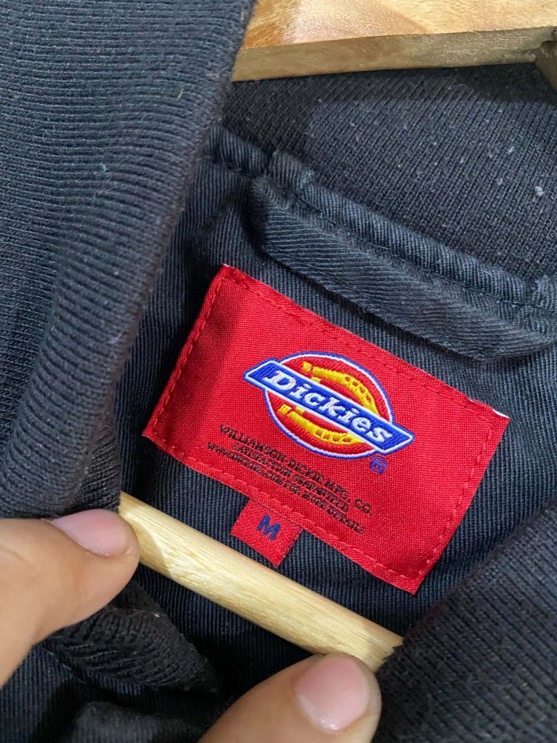 Dickies (Category: Coats, Jackets and Outerwear) located in Cabuyao City. Submitted by jp-collection (Listing ID 1460191783, Image 3). Description: .
