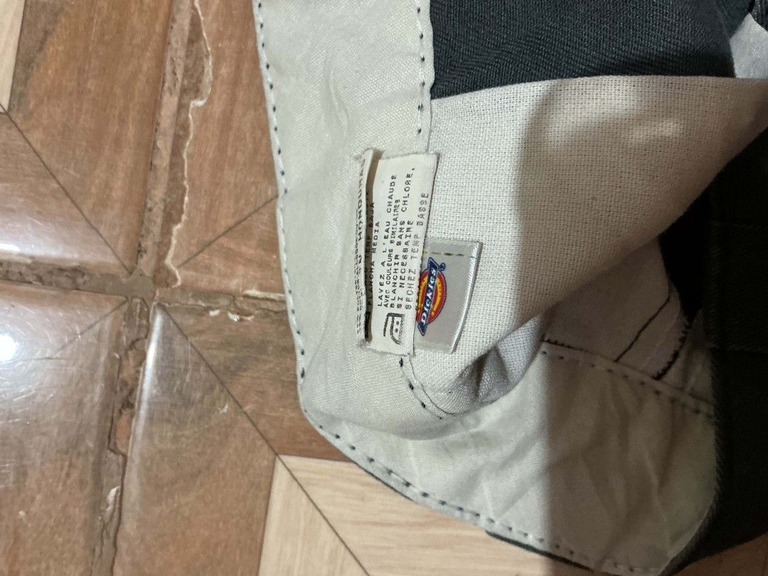 Dickies (Category: Shorts) located in Manila. Submitted by rapthriftshit (Listing ID 1460240114, Image 3). Description: jorts double pats.