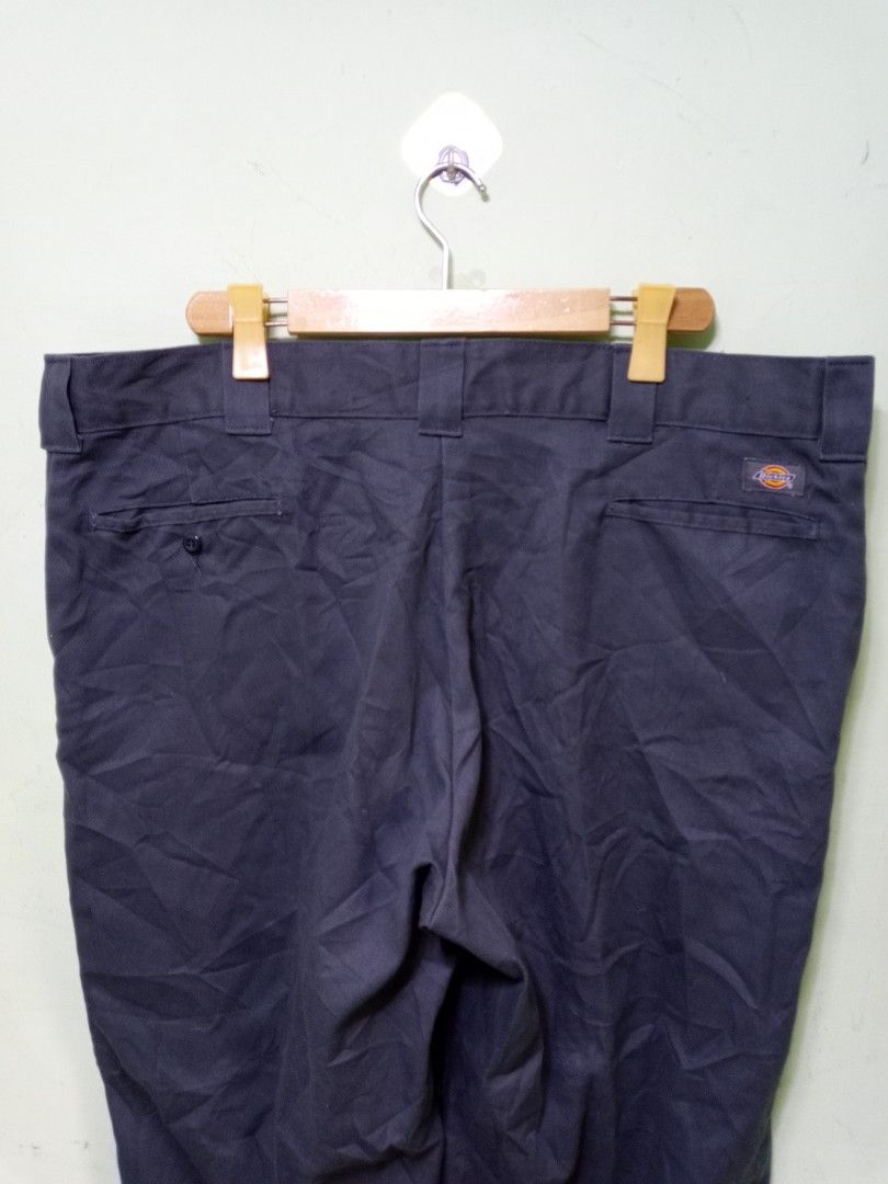 Dickies 874 Flex Original Fit Work Pants 44x32 (Category: Trousers) located in Manila. Submitted by onewikstraight (Listing ID 1460141997, Image 3). Description: - Dickies 874 Flex Work Pants - Original Fit - Size: 44W - Color: Dark gray - Material: Cotton/Polyester Blend - Origin: Made in Mexico - Features: Durable, Comfortable, Zipper Fly Closure - Perfect for Work or Casual Wear pm 📨📥 1200+sf.