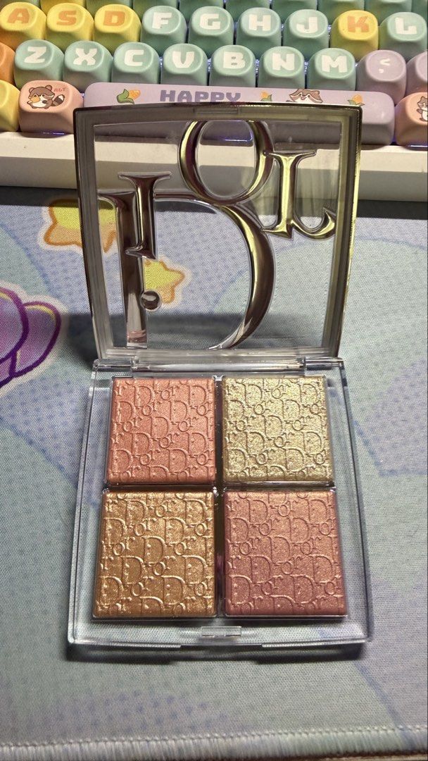 Dior Backstage Glow Maximizer 003 (Category: Makeup) located in Binan City. Submitted by sharkylui (Listing ID 1460164790, Image 2). Description: Retails ₱3600+ in malls - bought in the US - brand new - no box - authentic and original - comes with a lot of freebies Lalamove/Grab only 📍 Las Piñas.
