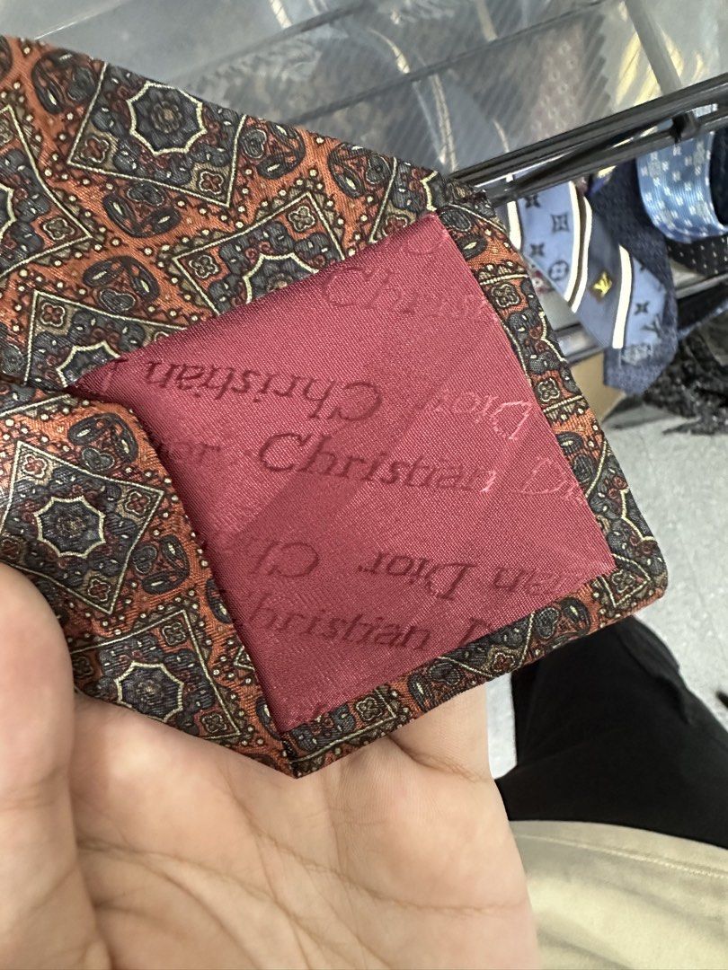 dior tie (Category: Ties) located in Manila. Submitted by declutterpromax (Listing ID 1460199108, Image 2). Description: .