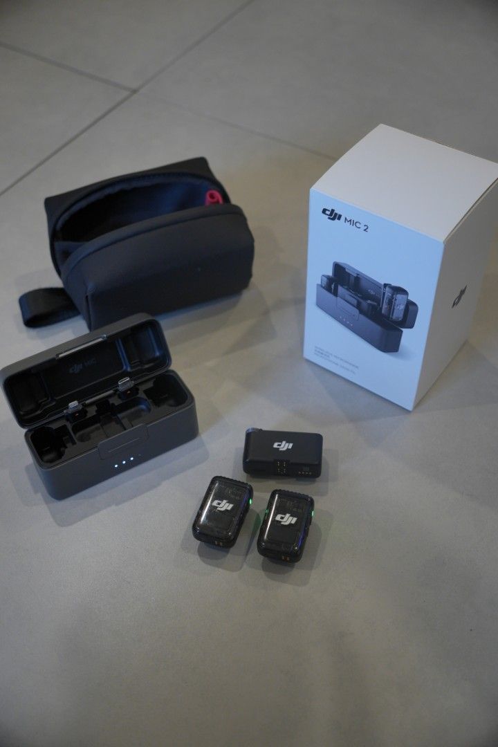 DJI MIC 2 (Category: Microphones) located in Manila. Submitted by gabrielsab31541 (Listing ID 1460185236, Image 1). Description: For Sale Only pwede pa tayo mag usap sa presyo. Honest Issue - scratch lang sa hub nasa picture na. RFS - Mag downgrade sa MIC Mini 2 para magaan sa damit.