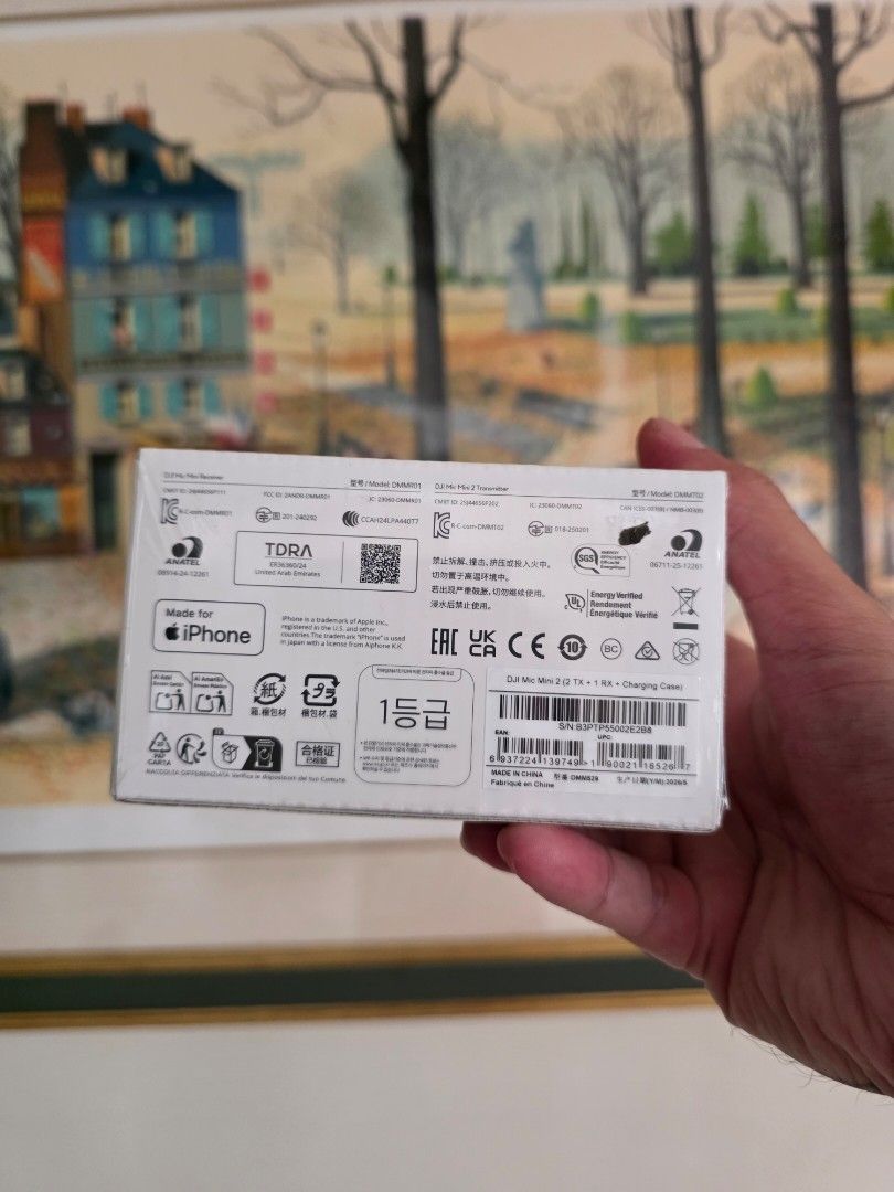 Dji mic mini 2 (Category: Microphones) located in San Mateo. Submitted by macoi1988 (Listing ID 1460210682, Image 3). Description: For sale brandnew sealed. Dji mic mini 2 (2TX + 1RX + 1CC) Price: 4500 2 transmitter (2 mic) 1 receiver 1 charging case 1 carrying pouch 12 pieces multi color magnetic front cover 2 magnetic clip 2 magnet 1 usb c data cable 1 3.5mm jack 2 windscreen Location: ampid 1 san mateo rizal. Pwedeng pick up dito sa bahay nami