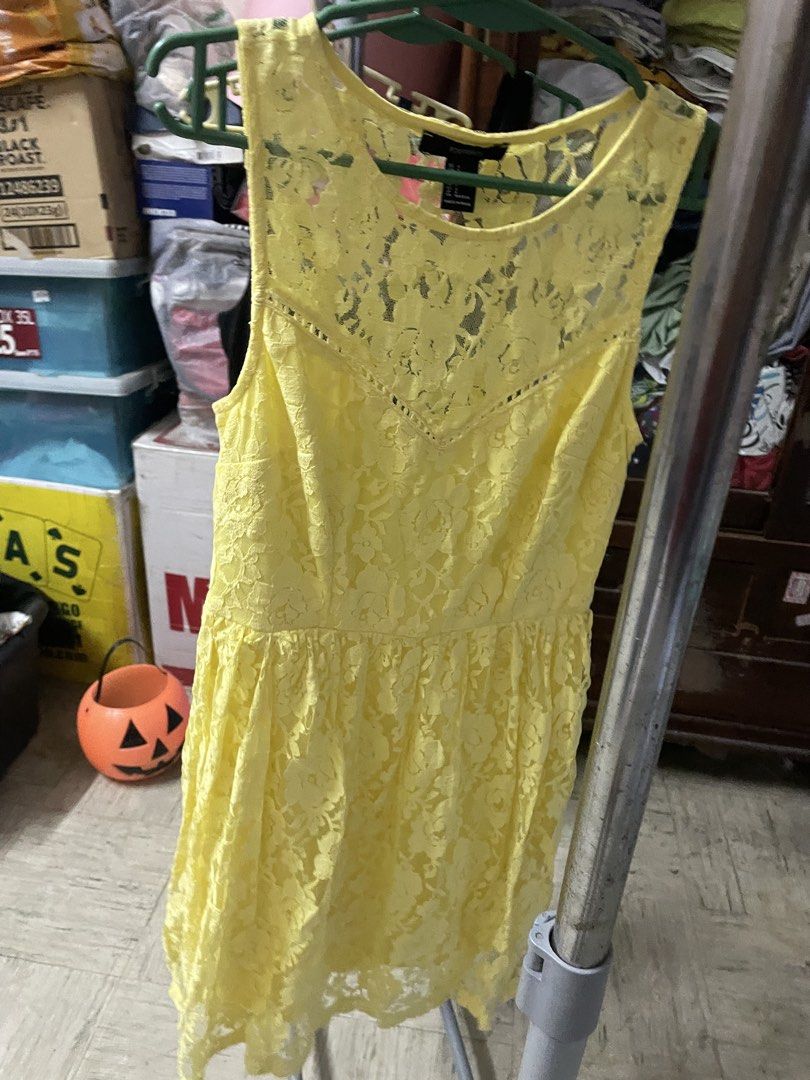 dress formal (Category: Dresses) located in Quezon City. Submitted by bongsi0930 (Listing ID 1460108063, Image 2). Description: different brands.