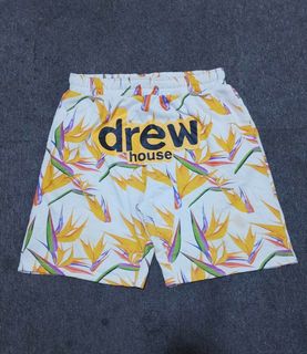 (Category: ) located in . Submitted by secondarygarments (Listing ID 1460292288, Image 1). Description: .
