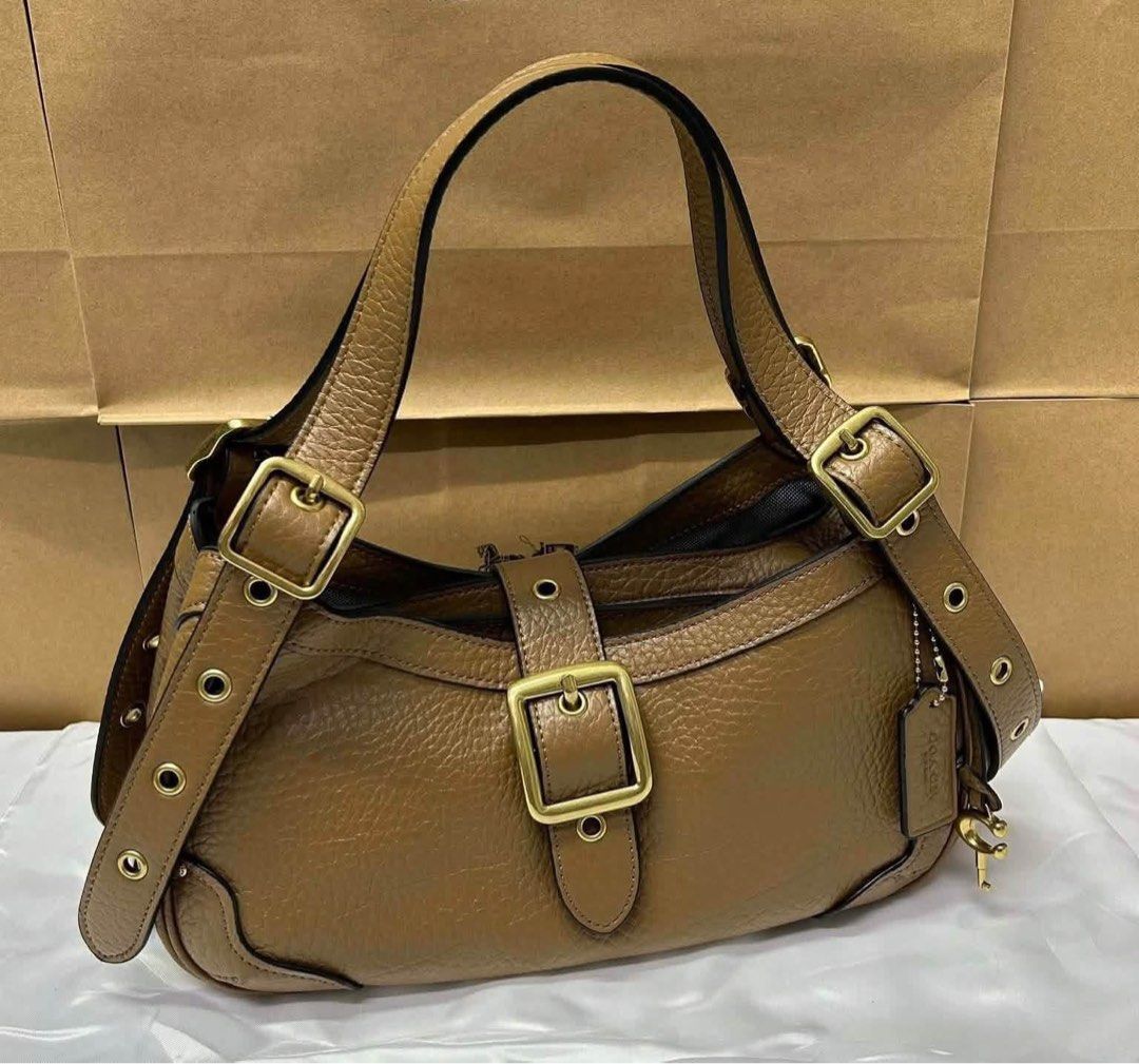 Drifter Hobo in 3 Colors (Category: Shoulder Bags) located in Manila. Submitted by bagislifeshop (Listing ID 1460178594, Image 3). Description: .