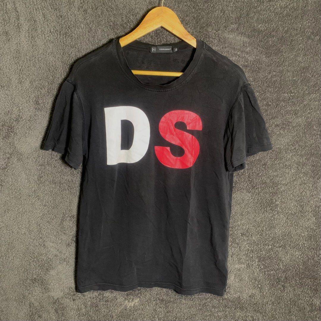 dsquared2 printed black shirt with backhit diesel (Category: Tshirts & Polo Shirts ) located in Arayat. Submitted by capymelon (Listing ID 1460273913, Image 1). Description: fits small - medium off/legit has signs of use dm for dimes! .
