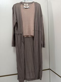 （分類：）位於 。 由 rainbowladder 提交（商品編號 1460128011，圖片 1）。簡介： 。