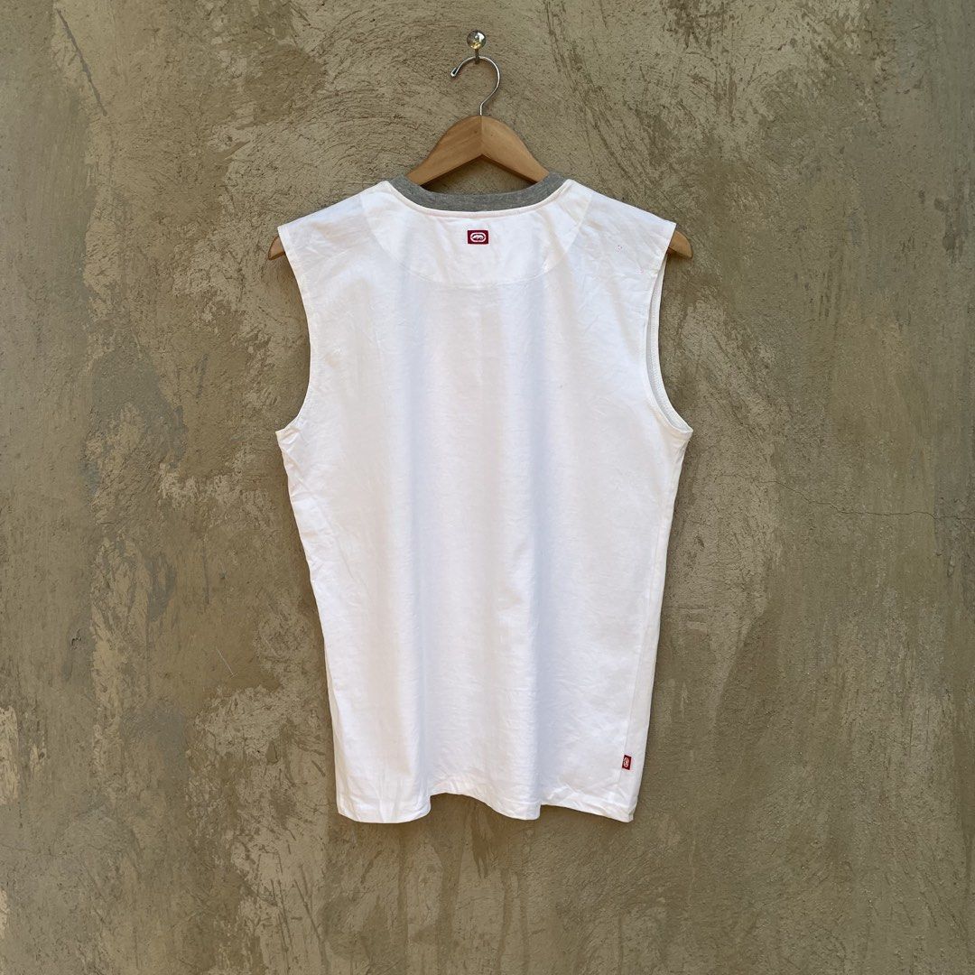 Ecko Unltd Muscle Shirt (Category: Activewear) located in Cebu City. Submitted by jaydeeace (Listing ID 1460249474, Image 2). Description: Ecko Unltd Muscle Shirt Large 20.5 x 26 Excellent condition Minimal yellow stains only Washable Dm if Interested 📩 .