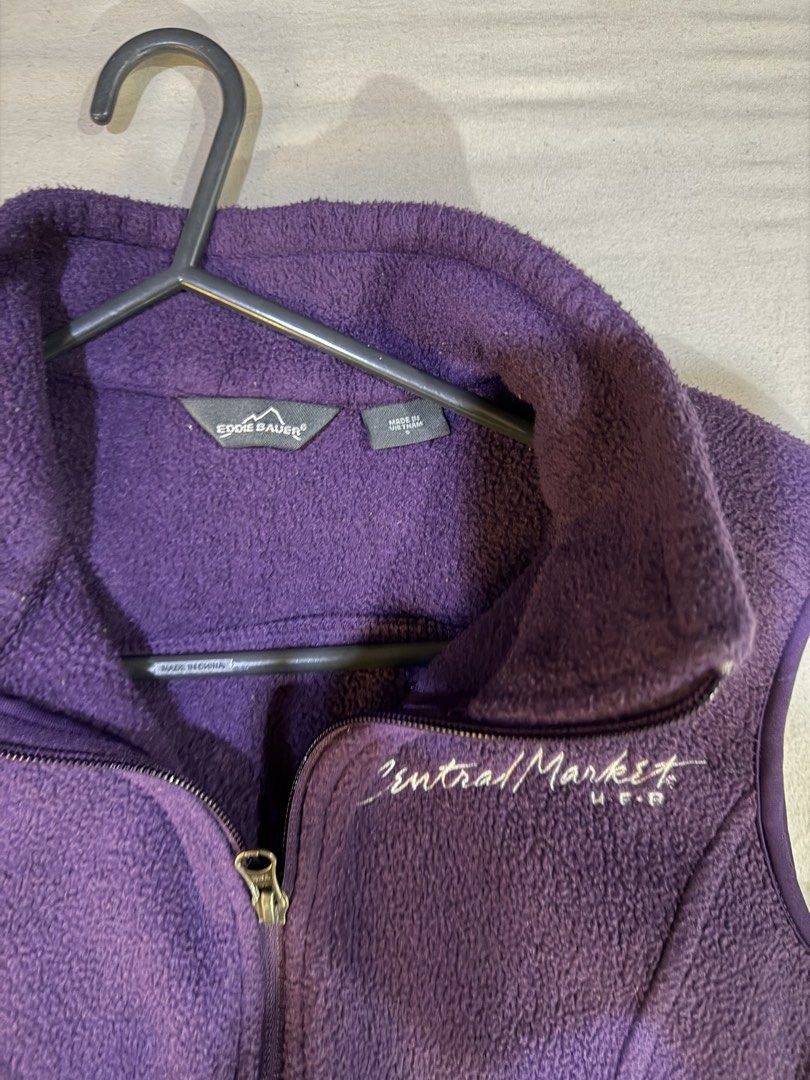 Eddie Bauer Purple Fleece Vest (Category: Coats, Jackets and Outerwear) located in Mandaluyong City. Submitted by xela.tings (Listing ID 1460209928, Image 2). Description: Full zip front closure Two zippered hand pockets .