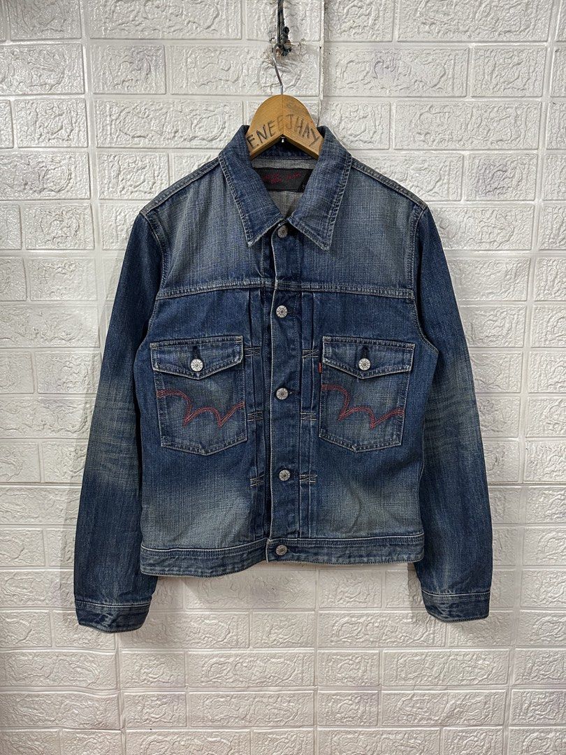 EDWIN Blue Jeans Denim Jacket - Size L (Category: Coats, Jackets and Outerwear) located in Bacoor. Submitted by reneejhay (Listing ID 1460158997, Image 1). Description: - Classic blue EDWIN denim jacket - Signature red stitching on chest pockets - Button closure and cuffs - Perfect for layering - Made in Japan - Please check label for specific size details.