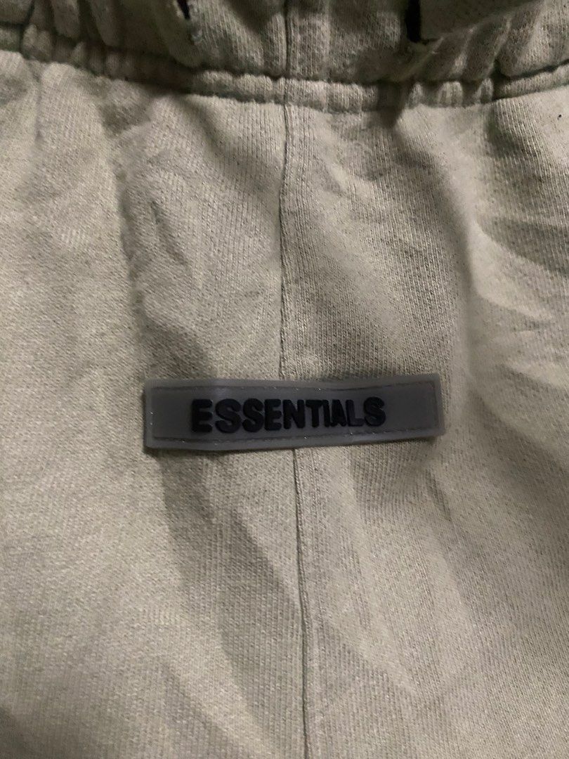 ESSENTIAL SHORT (Category: Shorts) located in Cavite. Submitted by lwrnc.444 (Listing ID 1460158255, Image 3). Description: ESSENTIAL SHORT COMPLETE TAGS GOOD CONDITION DIMES WAIST 13 FREE WAIST LENGTH 20.5 🏷️399+SHIPPING FEE DASMARIÑAS CAVITE LOC.