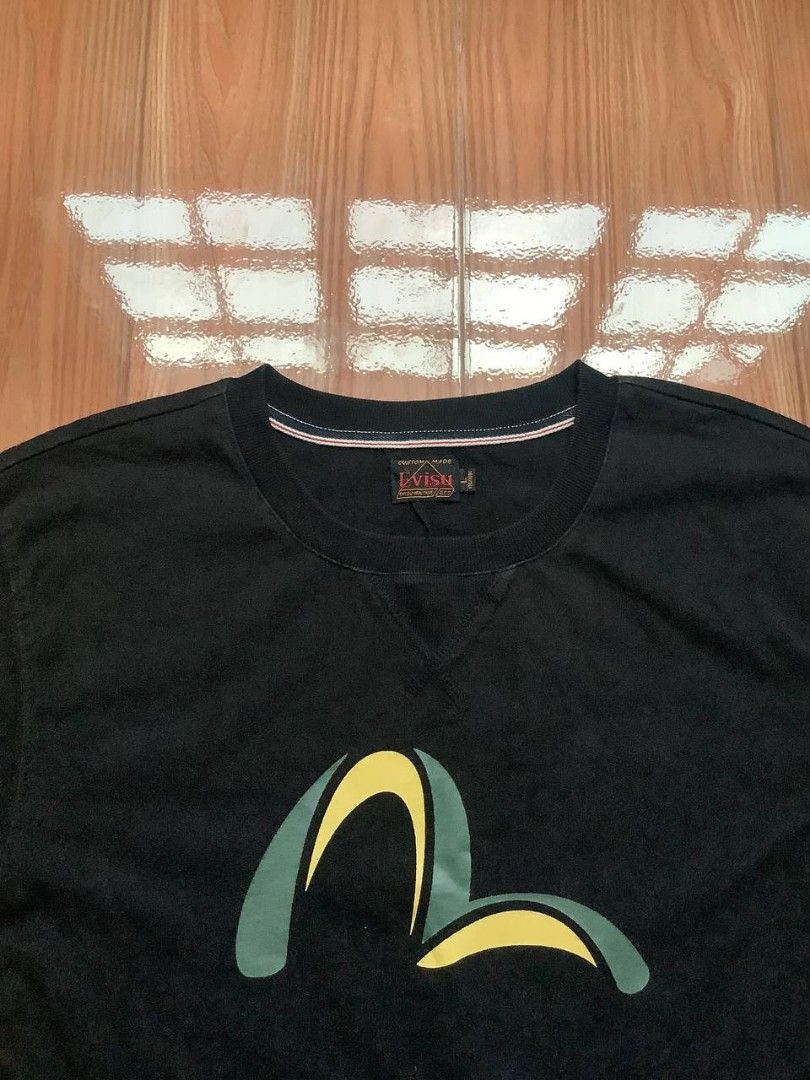 Evisu (Category: Tshirts & Polo Shirts ) located in Canaman. Submitted by stayhypethrifted (Listing ID 1460205444, Image 3). Description: .