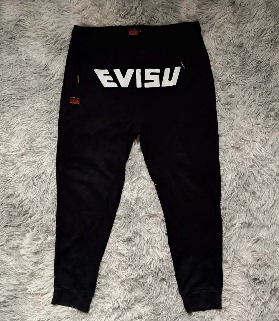 Evisu daicock sweatpants (Category: Joggers) located in Panabo. Submitted by sinneddasalla (Listing ID 1460122493, Image 2). Description: Evisu daicock sweatpants "since 1991" waist 34 with lace Length 37 thigh 10 hem 5 Excellent condition 10/10 color rate no crack prints.