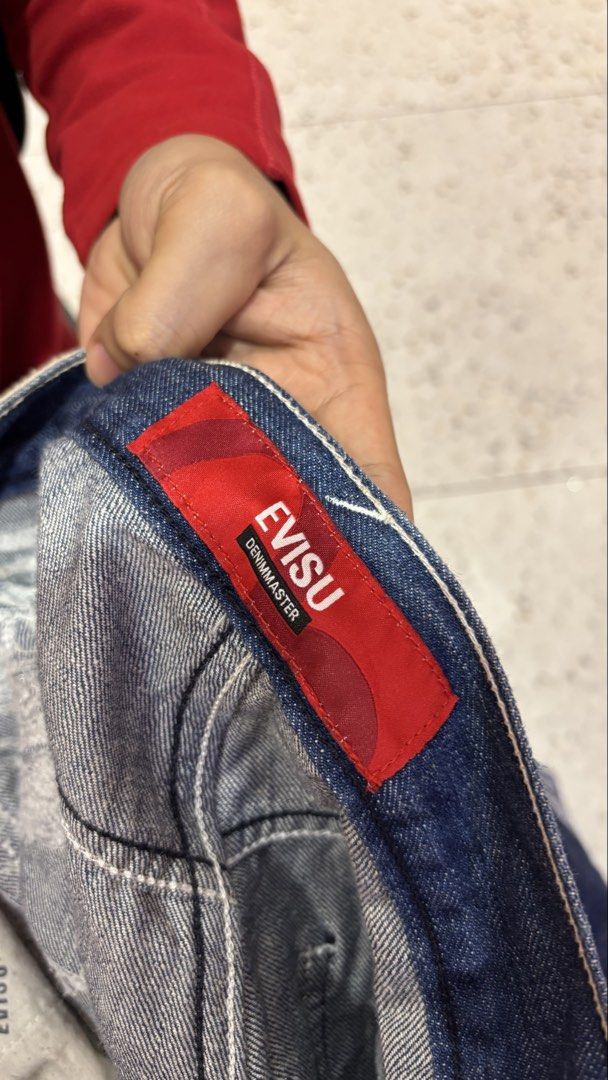 Evisu dragon embroided (Category: Jeans) located in Manila. Submitted by swampysouth (Listing ID 1460172000, Image 3). Description: faded back tag only.