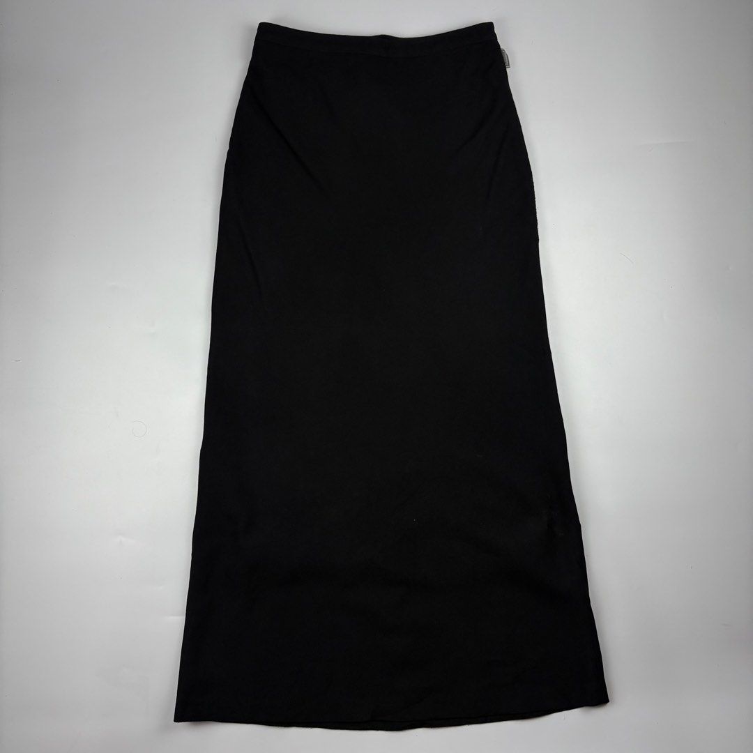 Fendissime - Fendi Diffusion Line - Maxi Skirt (Category: Skirts) located in Bacolod City. Submitted by cast.archives (Listing ID 1460212940, Image 1). Description: Fendissime - Fendi Diffusion Line - Maxi Skirt Waist: 26-28" Length: 39" Condition: Excellent Flaw: Need wash.