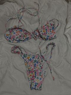 (Category: ) located in . Submitted by _llyy (Listing ID 1460118394, Image 1). Description: .