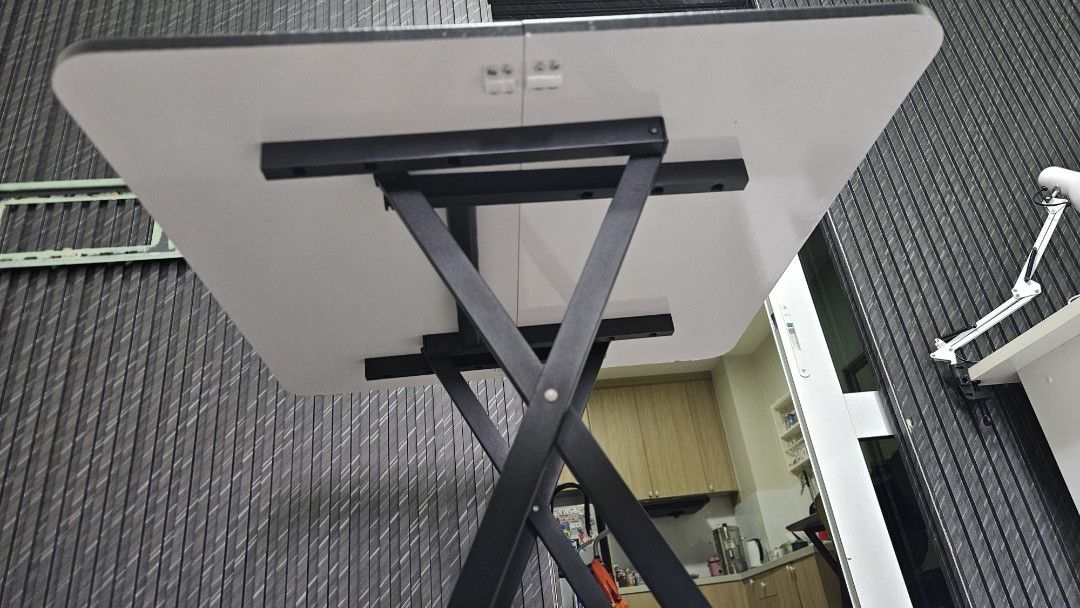 Foldable Table (Category: Coffee & Tea Tableware) located in Kuala Lumpur. Submitted by Walidos (Listing ID 1460304396, Image 3). Description: .