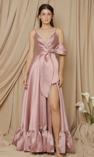 (Category: ) located in . Submitted by closetbyalexa (Listing ID 1460266287, Image 1). Description: .
