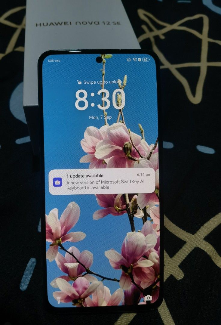 For Sale Huawei Nova 12 SE (Category: Huawei) located in Quezon City. Submitted by champshop (Listing ID 1460241691, Image 1). Description: 📌 For Sale Huawei Nova 12 SE 📌 - 8/256gb Variant - No Issues/Dents (see pictures) - with original box and 3 free cases - Sim 1 Globe Locked/ Sim 2 Openline - with native Google Mobile Services (MicroG & Aurora App Store) - meet up Commonwealth ave, SM North/Trinoma For only 9,000 pesos (slightly negotiable)