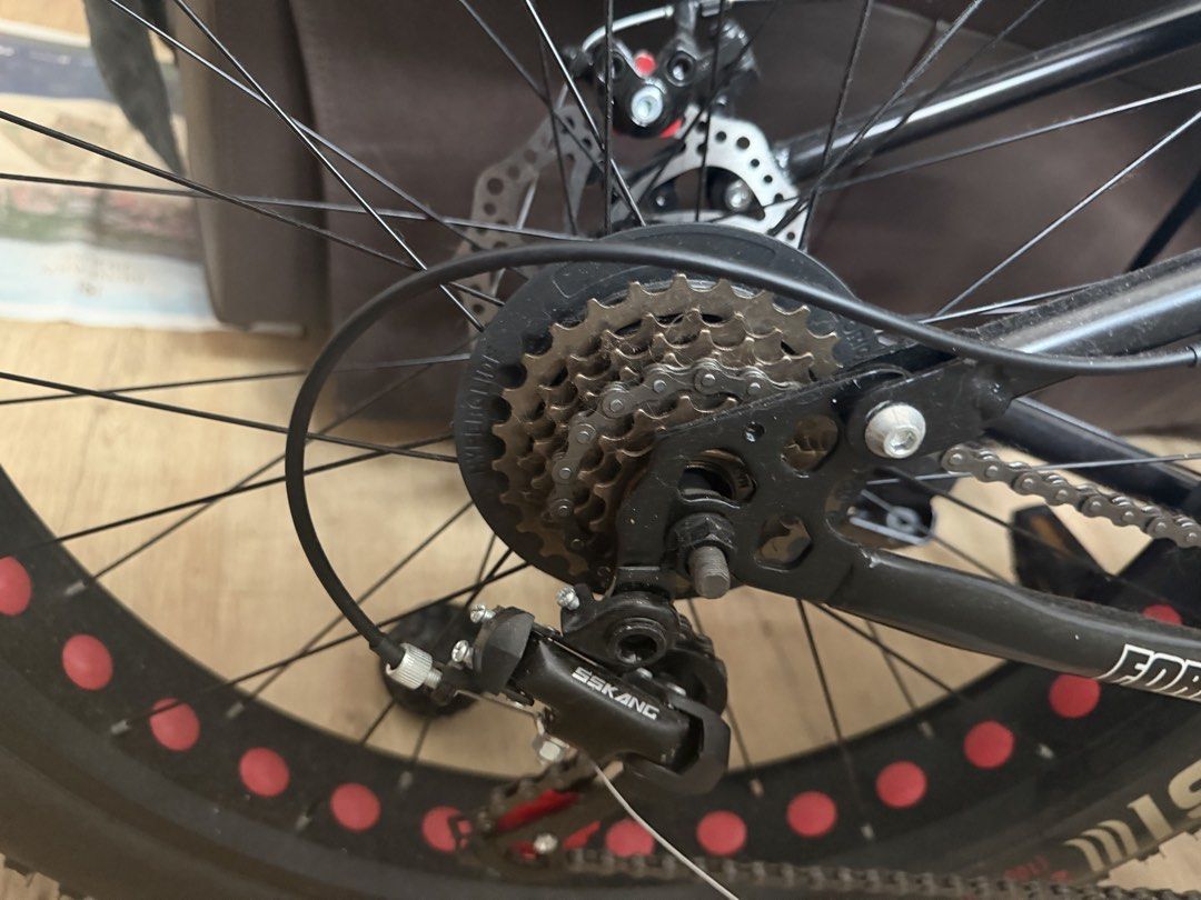 FOREKNOW (Category: Bicycles) located in Singapore. Submitted by z9xcloudy (Listing ID 1460198557, Image 2). Description: 26” Branded Foreknow Fat Bike 21 Speed gear Full suspension mountain bike bicycle.