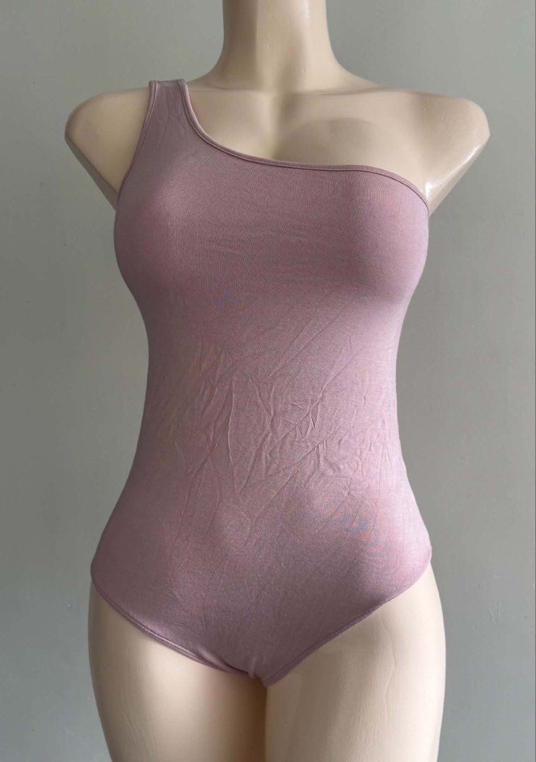 forever21 bodysuit S (Category: Others Tops) located in San Jose. Submitted by 99ners (Listing ID 1460116252, Image 3). Description: .