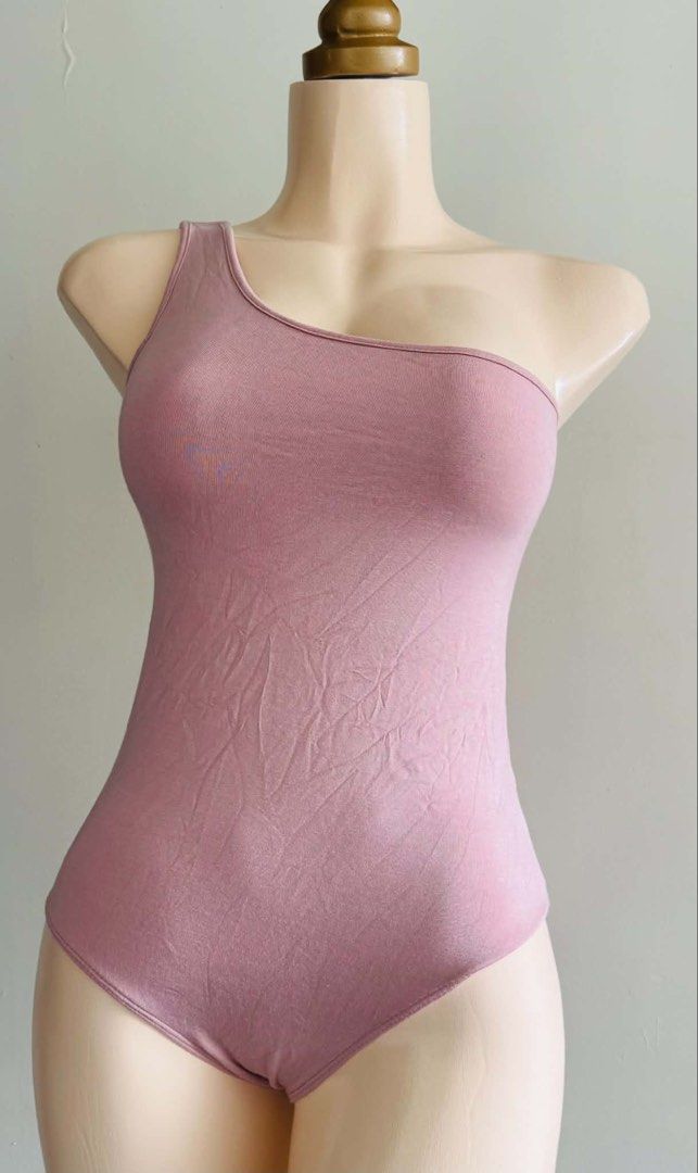 forever21 bodysuit S (Category: Others Tops) located in San Jose. Submitted by 99ners (Listing ID 1460116252, Image 1). Description: .