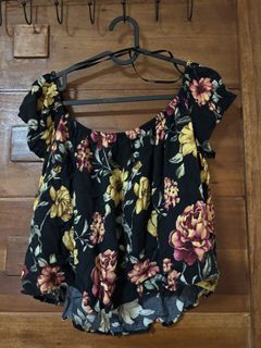 (Category: ) located in . Submitted by decluttercloset_niks (Listing ID 1460298417, Image 1). Description: .