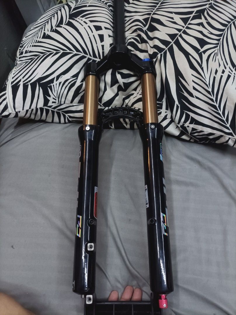 MEROCA PIKE AIRFORK 27.5ER (Category: Bicycles) located in Quezon City. Submitted by xjoelouise (Listing ID 1460108488, Image 3). Description: BRANDNEW MEROCA PIKE AIR FORK SIZE 27.5ER QUICK RELEASE NON-TAPERED WITH DAMPER/REBOUND ADJUSTER NO ISSUE 2850 ONLY QUEZON CITY LOCATION .