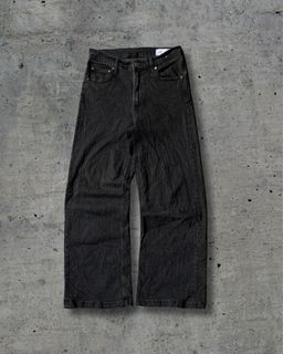 (Category: ) located in . Submitted by wwew.shop (Listing ID 1460211072, Image 1). Description: .