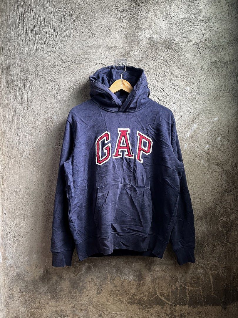 GAP EMBROIDERED HOODIE (Category: Hoodies) located in Cagayan de Oro. Submitted by rewornthriftph (Listing ID 1460127844, Image 1). Description: width: 23 length: 26.5 BOXY large | FITS also on medium Color rate: 9.5/10 Issue: NEED WASH In EXCELLENT Condition See details and reference on slides Payment Methods: GCASH/JNT PLS MANAGE YOUR EXPECTATIONS. THRIFT ITEMS, NO CANCELLATION ₱600.