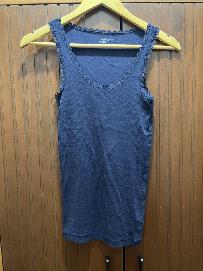 Gap Navy Blue Ribbed Lace Trim Top (Category: Sleeveless) located in Cagayan de Oro. Submitted by prelovederela (Listing ID 1460254762, Image 1). Description: -fits xs to semi m frames.