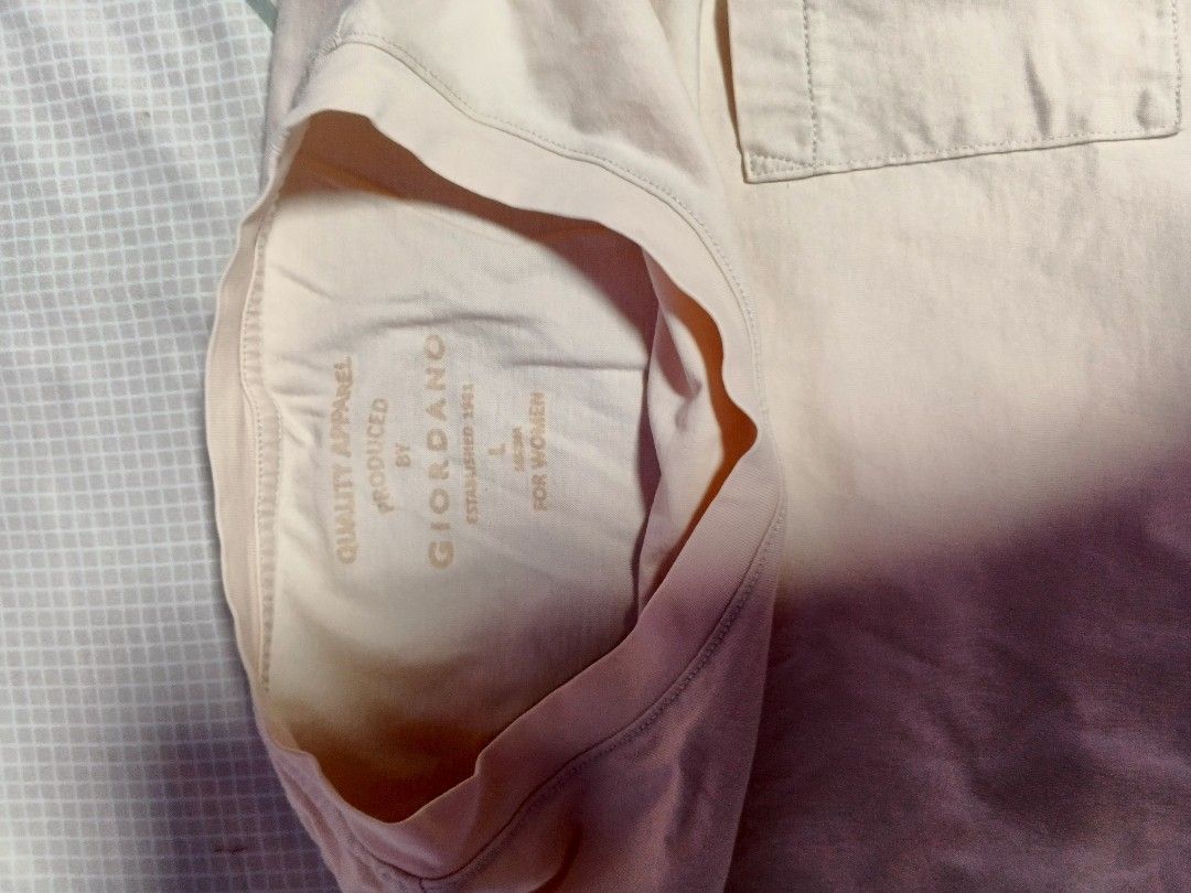 Giordano blouse (Category: Blouses) located in Manila. Submitted by tererayyybay (Listing ID 1460243834, Image 2). Description: .