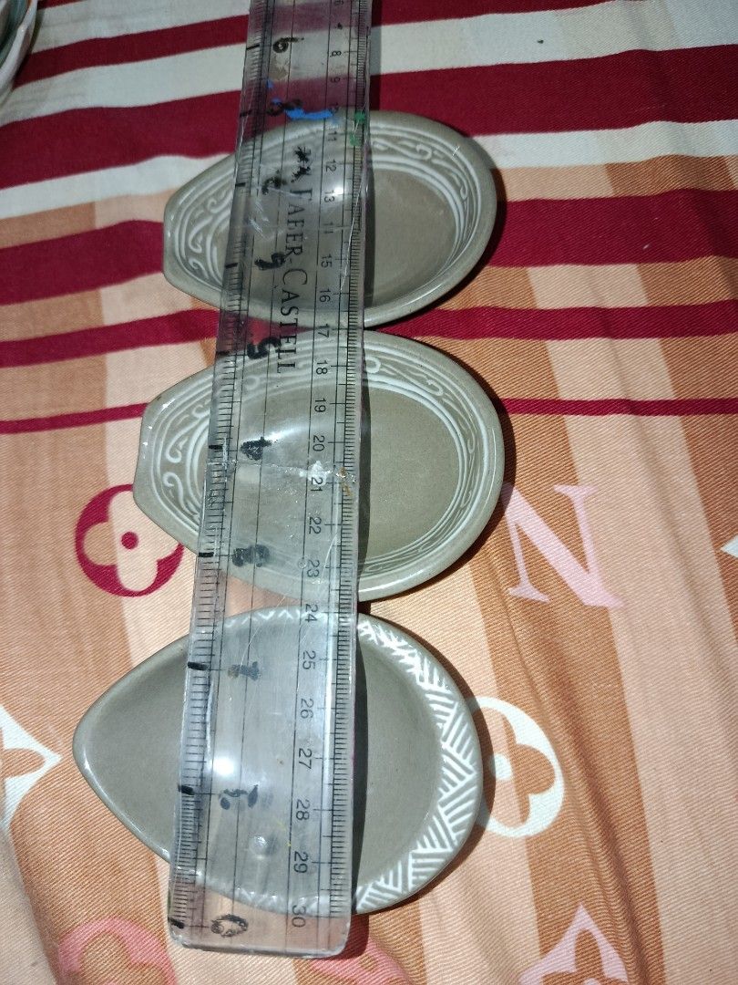 gray ceramic saucer p20 each (Category: Dinnerware & Cutlery) located in Quezon City. Submitted by kristal68 (Listing ID 1460175606, Image 3). Description: elegant look.