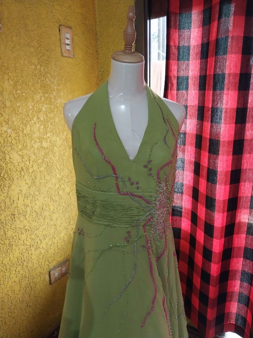 Green halter neck gown (Category: Evening dresses & gowns) located in Manila. Submitted by PrinceDani.Clothing (Listing ID 1460244639, Image 2). Description: green halter neck gown 18in bust 17in waist 52in length excellent condition .