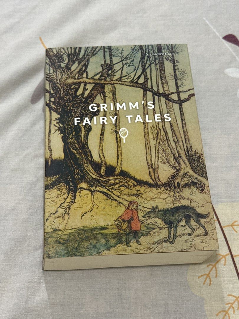 Grimm's Fairy Tales Paperback (Category: Children's Books) located in Quezon City. Submitted by caru08 (Listing ID 1460106899, Image 1). Description: Collection of stories. Slight bit of dust on the edges but that's about it. The book is still in really good condition. Rfs: Need Funds MOP - BPI - GCASH DELIVERY - Buyer shoulders shipping fee - Lalamove or J&T (if J&T I can only ship weekends).
