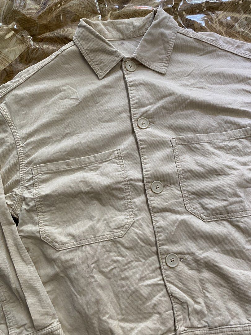 Gu Corduroy Jacket (Category: Coats, Jackets and Outerwear) located in Davao. Submitted by workmensph (Listing ID 1460146719, Image 2). Description: Size Large 22” x 26.5” Excellent Condition .