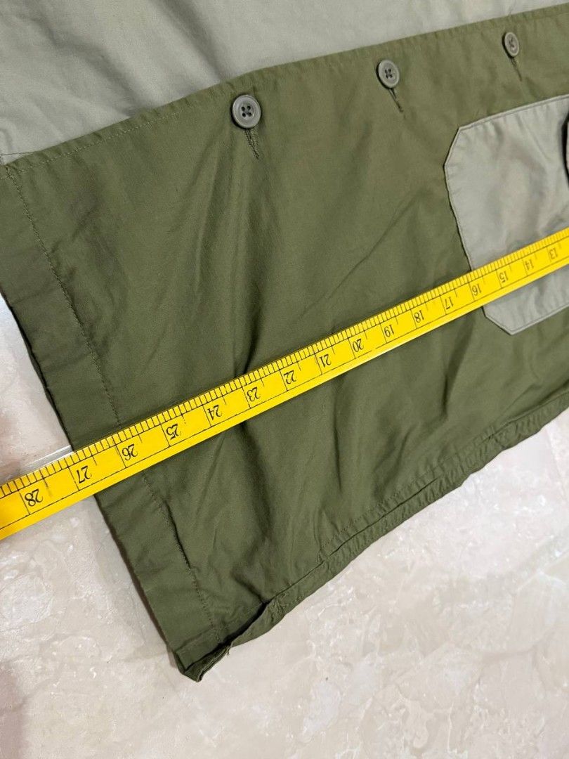 GU Two-toned Olive Military-style Utility Jacket (Category: Coats, Jackets and Outerwear) located in San Mateo. Submitted by 3hourz (Listing ID 1460242420, Image 3). Description: Check pictures for measurements Size S on tag.