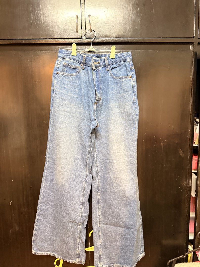GU Wide Leg Denim Pants (Category: Jeans) located in Quezon City. Submitted by njan19 (Listing ID 1460120131, Image 1). Description: - GU Light Wash Wide Leg Jeans - Size: Medium (M) - Material: 100% Cotton - Fit: Relaxed, Wide Leg, Super Comfy - Features: Classic five-pocket style, button and zip closure - Fits 26-28 inches waist - Style: Perfect for casual outfits.