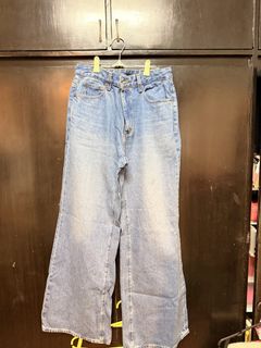 (Category: ) located in . Submitted by njan19 (Listing ID 1460120131, Image 1). Description: .