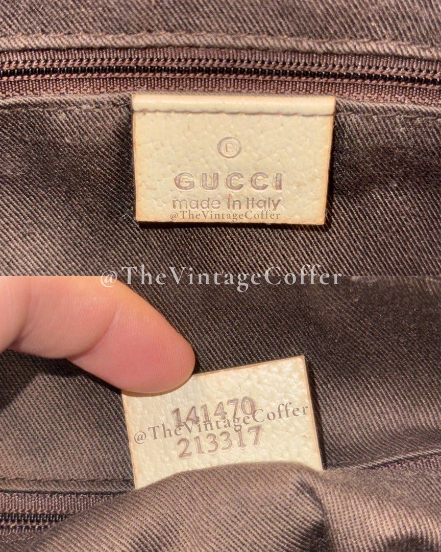 GUCCI Abbey Small (Category: Luxury Bags & Wallets) located in Taguig. Submitted by thevintagecoffer (Listing ID 1460212502, Image 2). Description: AUTHENTIC, VINTAGE ISSUE: zipper puller got removed, no other issues.