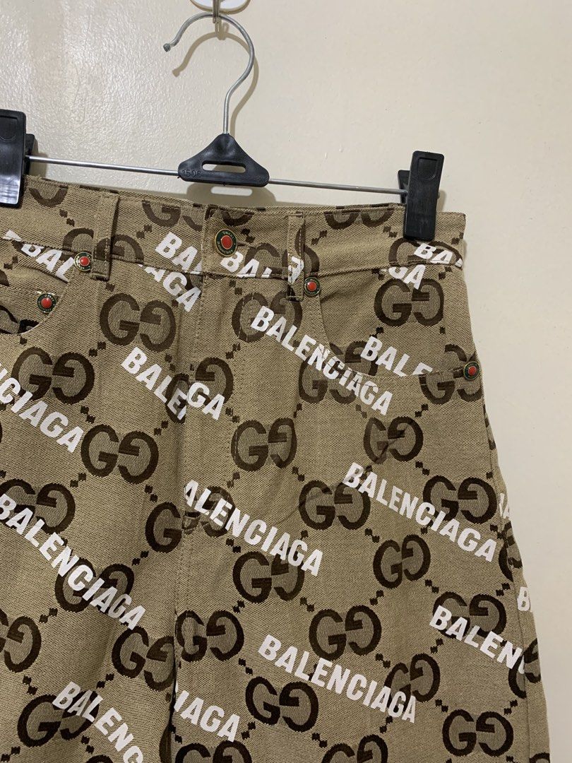 GUCCI BALEN SHORT (Category: Shorts) located in Bacolod City. Submitted by jmthrift28 (Listing ID 1460283953, Image 2). Description: .