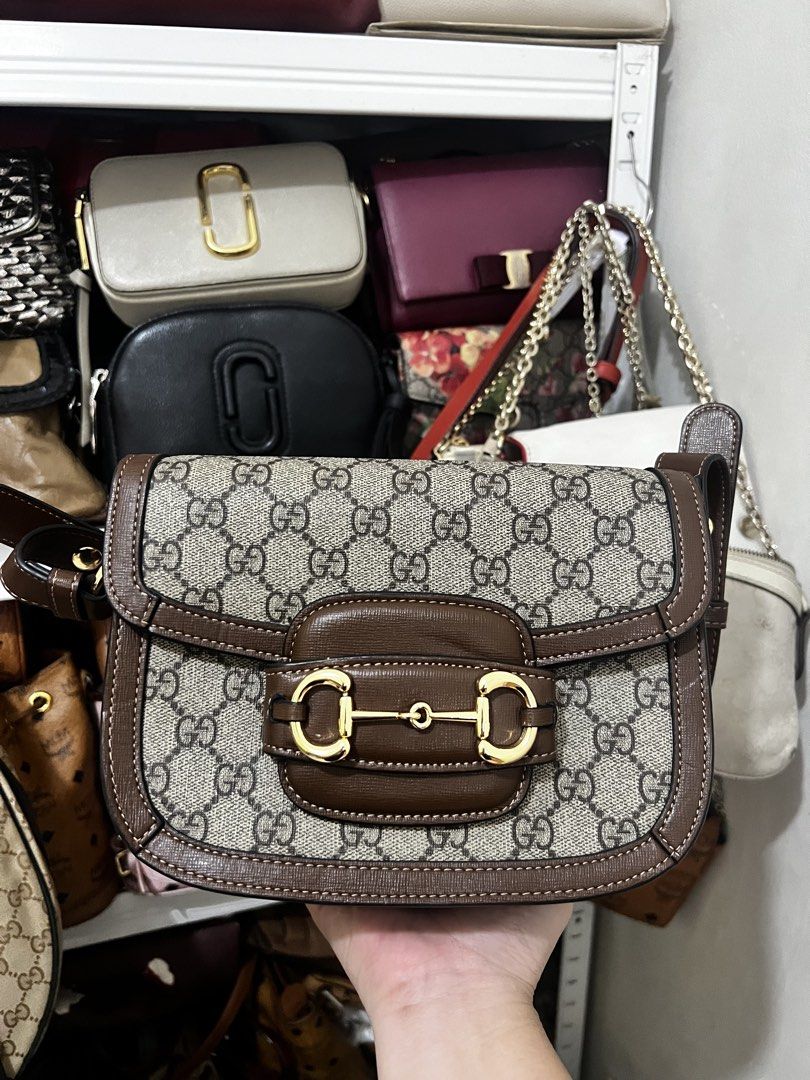 Gucci Horsebit bag (Category: Shoulder Bags) located in Valenzuela. Submitted by dianzskiyo (Listing ID 1460153018, Image 1). Description: 📍SELF - AUTHENTICATION📍 LOCATION : VALENZUELA 🎀AVAILABLE! SOLD ITEMS ARE MARKED OR DELETED🎀 Preloved Gucci Horsebit bag 📍 what you see is what you get 📍 Managed ur expectation - this is preloved 📍 Slightly negotiable 📍 All details were already posted (pls check photos para iwas sa redundant na tanong �