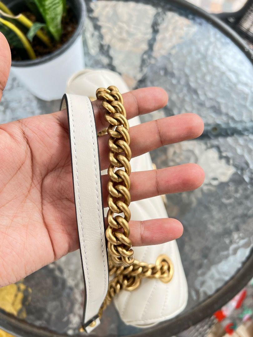 GUCCI MARMONT (White) (Category: Shoulder Bags) located in Tuguegarao City. Submitted by Doctors_declutter (Listing ID 1460250876, Image 2). Description: Bought in Korea few weeks ago! No flaws! No scratches Good Quality Leather Small Size What you is what you get, very nice in actual! Contact me if interested! I can send you videos :) .